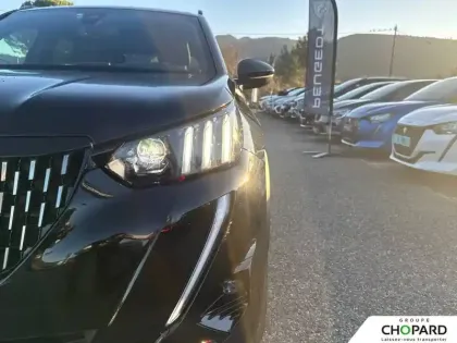 Photo 21 Peugeot 2008  PureTech 130 S&S EAT8