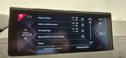 Photo 26 DS DS 3 DS3 Crossback BlueHDi 130 EAT8