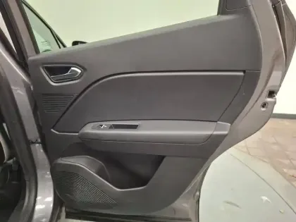 Photo 22 Renault Captur  Blue dCi 115 EDC