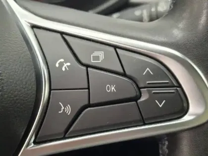 Photo 35 Renault Captur  TCe 90