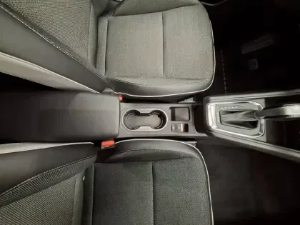 Photo 26 Renault Captur  E-Tech 145 - 21