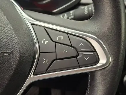 Photo 34 Renault Captur  E-Tech 145 - 21