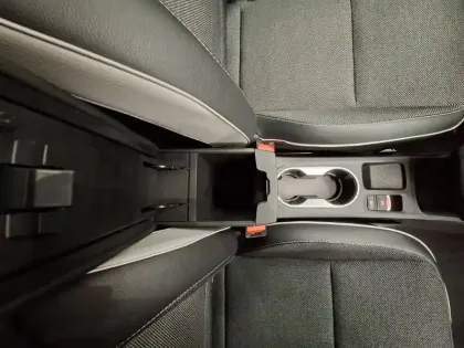 Photo 27 Renault Captur  E-Tech 145 - 21