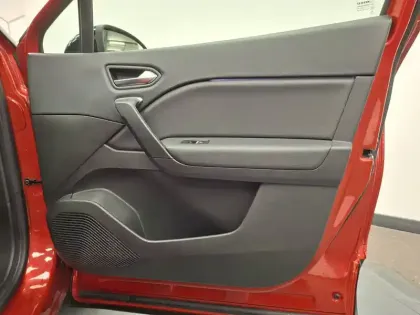 Photo 19 Renault Captur  E-Tech 145 - 21