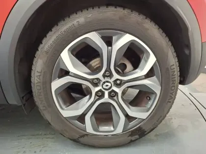 Photo 13 Renault Captur  E-Tech 145 - 21