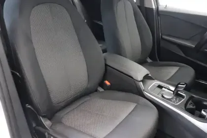 Photo 10 BMW Serie 1 116d 116 ch DKG7