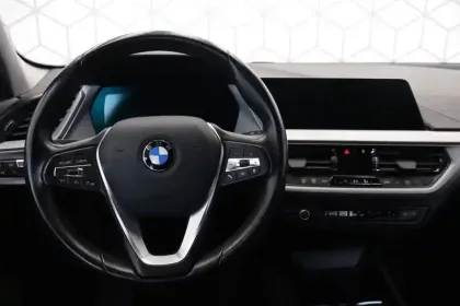 Photo 9 BMW Serie 1 116d 116 ch DKG7