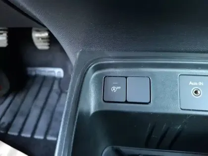 Photo 27 Renault Twingo  III SCe 65