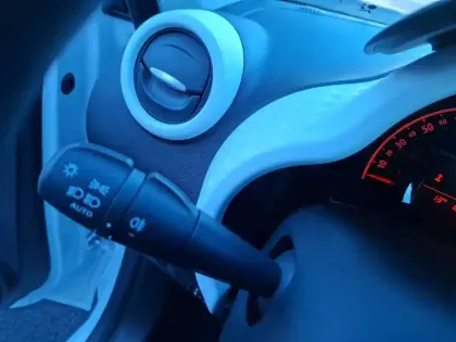 Photo 37 Renault Twingo  III SCe 65