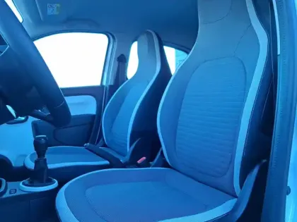 Photo 1 Renault Twingo  III SCe 65