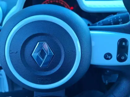 Photo 33 Renault Twingo  III SCe 65