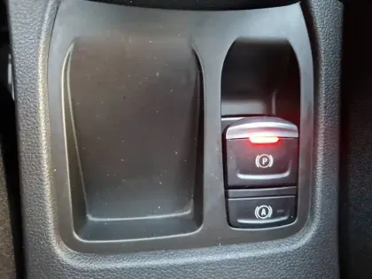 Photo 34 Renault Clio  E-Tech full hybrid 145