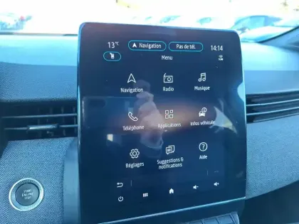 Photo 28 Renault Clio  E-Tech full hybrid 145