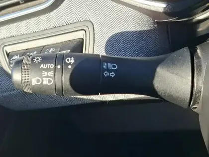 Photo 25 Renault Clio  E-Tech full hybrid 145