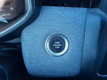 Photo 26 Renault Clio  E-Tech full hybrid 145