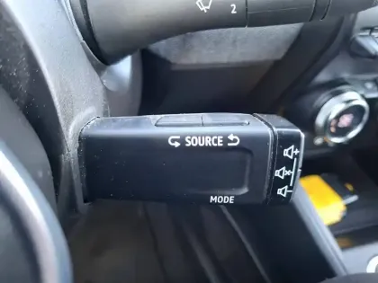 Photo 24 Renault Clio  E-Tech full hybrid 145