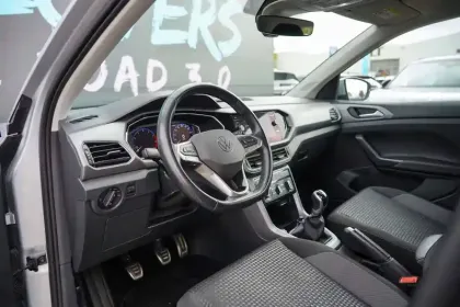 Photo 16 Volkswagen T-cross  1.0 TSI 95 Start/Stop BVM5