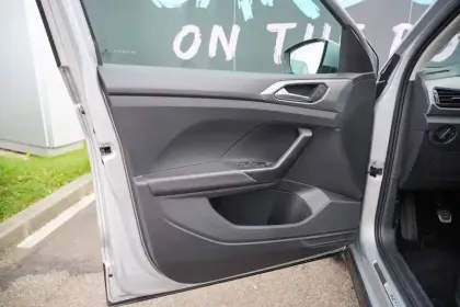 Photo 15 Volkswagen T-cross  1.0 TSI 95 Start/Stop BVM5