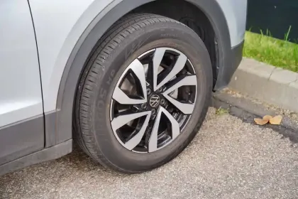 Photo 8 Volkswagen T-cross  1.0 TSI 95 Start/Stop BVM5