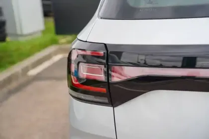 Photo 6 Volkswagen T-cross  1.0 TSI 95 Start/Stop BVM5