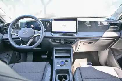 Photo 18 Volkswagen Tiguan  1.5 eHybrid 204ch DSG6