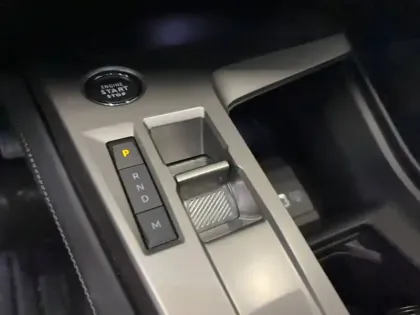 Photo 12 Peugeot 308  PureTech 130ch S&S EAT8