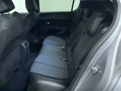 Photo 32 Peugeot 308  PureTech 130ch S&S EAT8