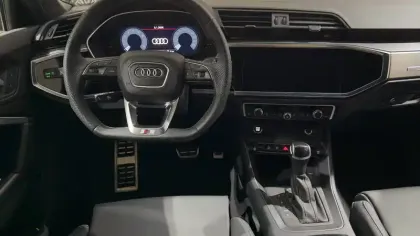 Photo 17 Audi Q3  Sportback 35 TFSI 150 ch S tronic 7