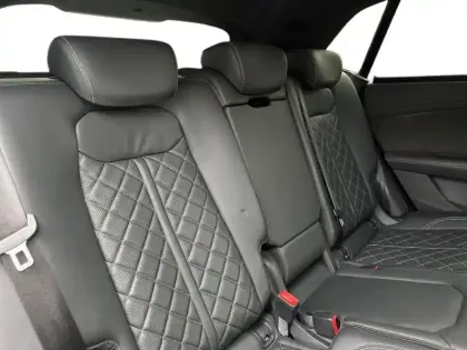 Photo 9 Audi Q8  55 TFSI e 381 Tiptronic 8 Quattro