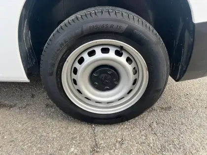 Photo 10 Peugeot Partner  FOURGON M 650 KG BLUEHDI 100 S&S BVM6