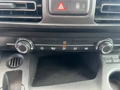 Photo 14 Peugeot Partner  FOURGON M 650 KG BLUEHDI 100 S&S BVM6