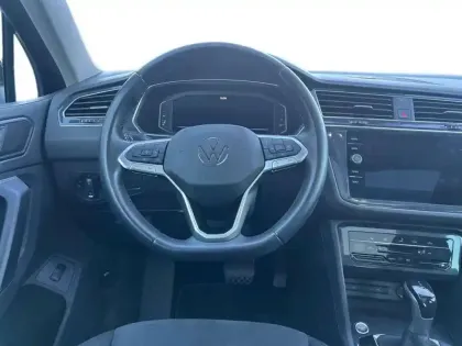 Photo 11 Volkswagen Tiguan  2.0 TDI 150ch DSG7