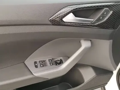 Photo 22 Volkswagen T-cross  1.0 TSI 115 Start/Stop BVM6