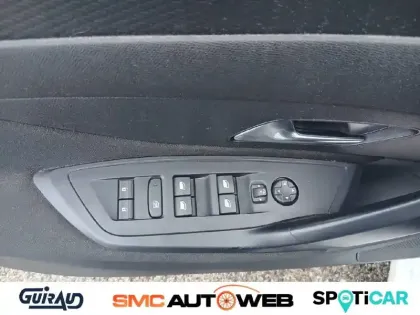 Photo 32 Peugeot 308  PHEV 180 e-EAT8