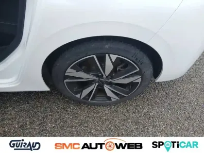 Photo 31 Peugeot 308  PHEV 180 e-EAT8