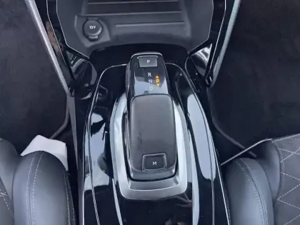 Photo 21 Peugeot 2008  PureTech 155 S&S EAT8