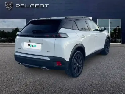 Photo 4 Peugeot 2008  PureTech 155 S&S EAT8