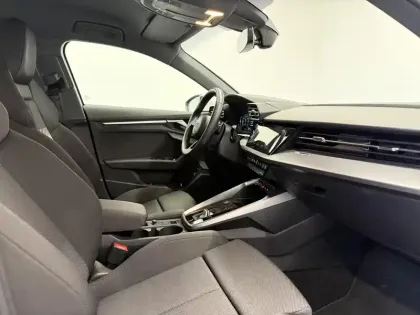 Photo 25 Audi A3  Sportback 40 TFSIe 204 S tronic 6