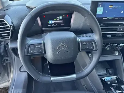Photo 10 Citroën C4 e- 136 ch Automatique