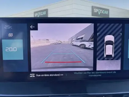 Photo 18 Citroën C4 e- 136 ch Automatique