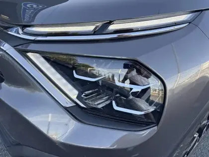 Photo 19 Citroën C4 e- 136 ch Automatique