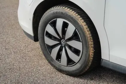 Photo 10 Volkswagen Id. Buzz Cargo  204 CH