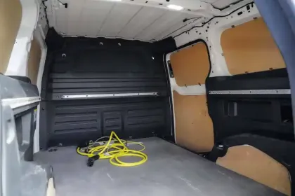 Photo 7 Volkswagen Id. Buzz Cargo  204 CH