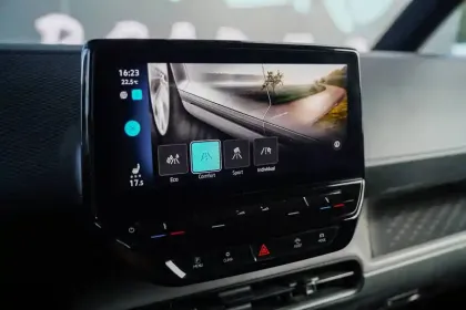 Photo 27 Volkswagen Id. Buzz Cargo  204 CH