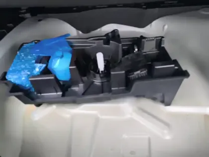 Photo 16 Citroën C4  Hybride 136 e-DCS6