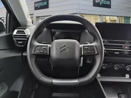 Photo 10 Citroën C4  Hybride 136 e-DCS6