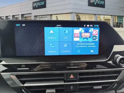 Photo 18 Citroën C4  Hybride 136 e-DCS6