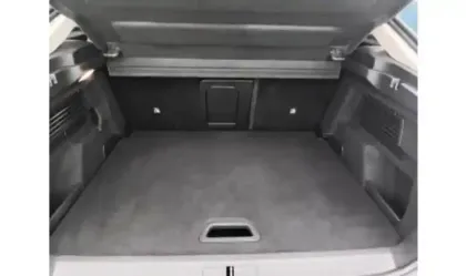 Photo 8 Citroën C4 e- 136 ch Automatique