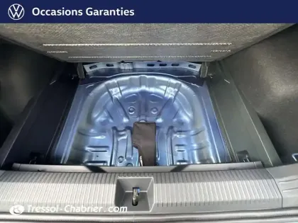 Photo 16 Volkswagen T-roc  1.5 eTSI EVO2 Hybrid 150 ch DSG7