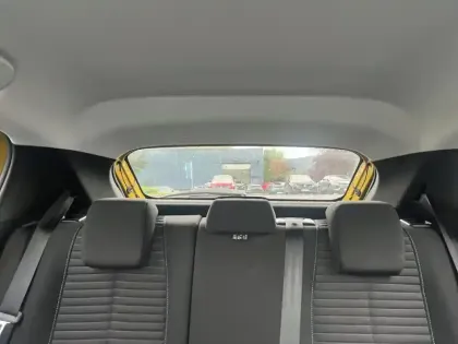 Photo 17 Peugeot 208  PureTech 100 S&S BVM6